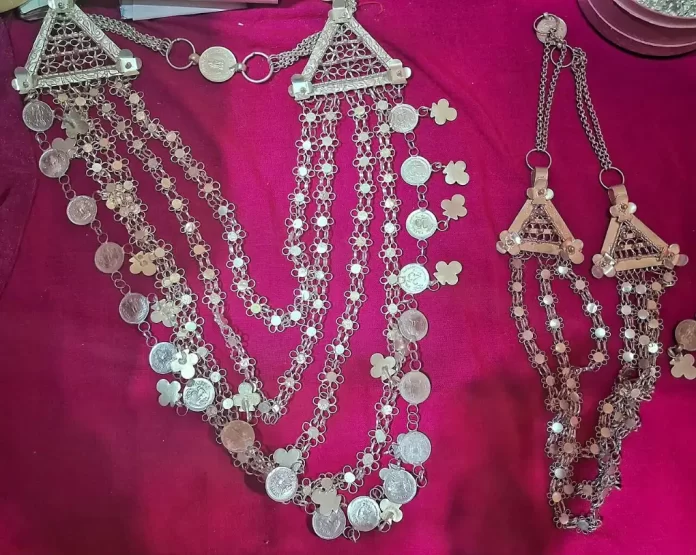 পাহাড়ি গয়না - ঐতিহ্যবাহী চন্দ্রহার